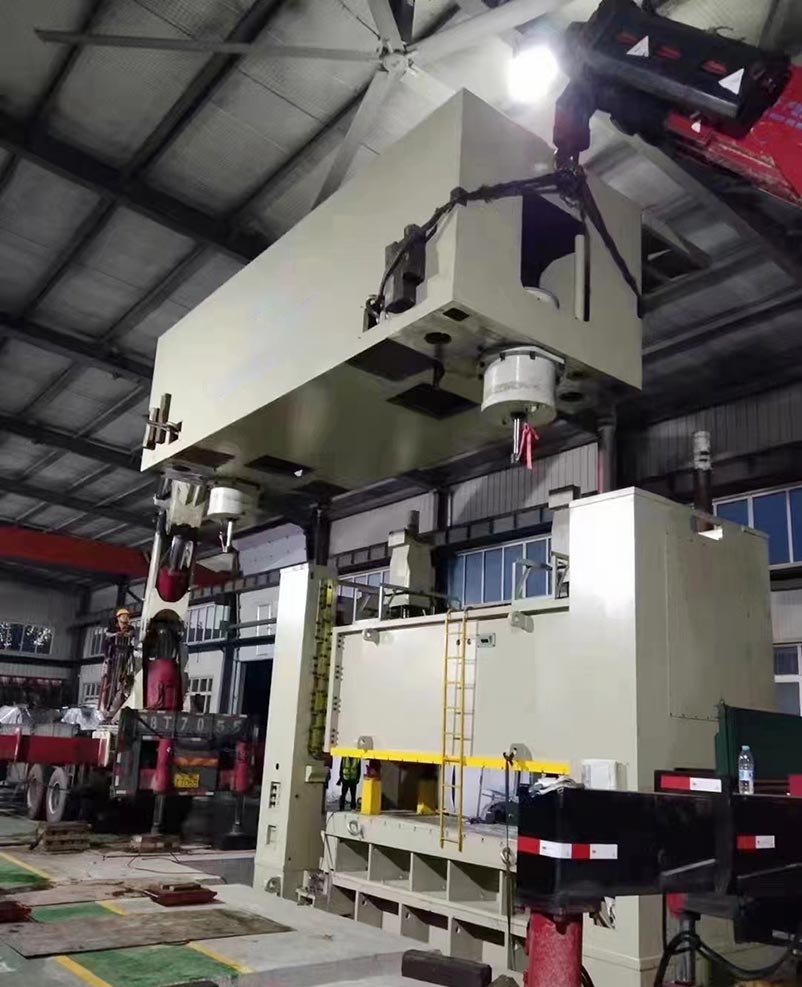 閉式雙點壓力機(jī)